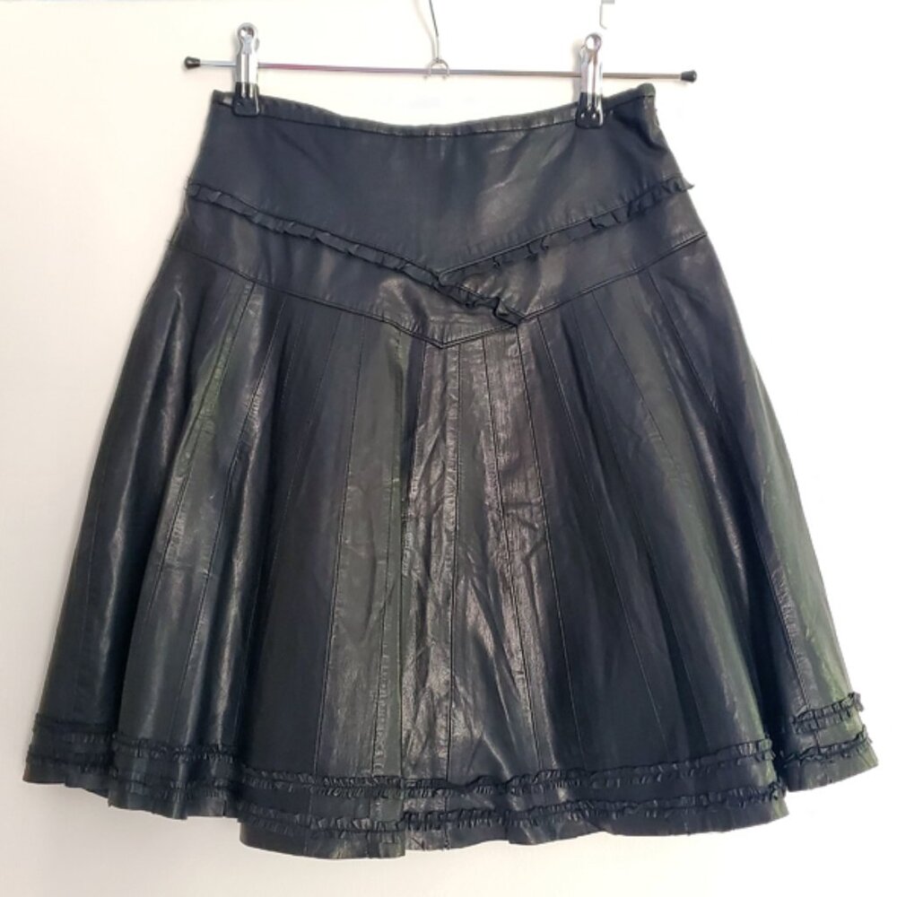 A-line pleated 100% leather skirt size M/Eur 36